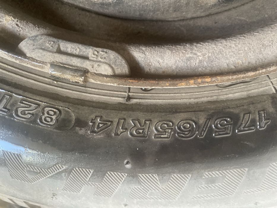 Зимни гуми 175/65/14