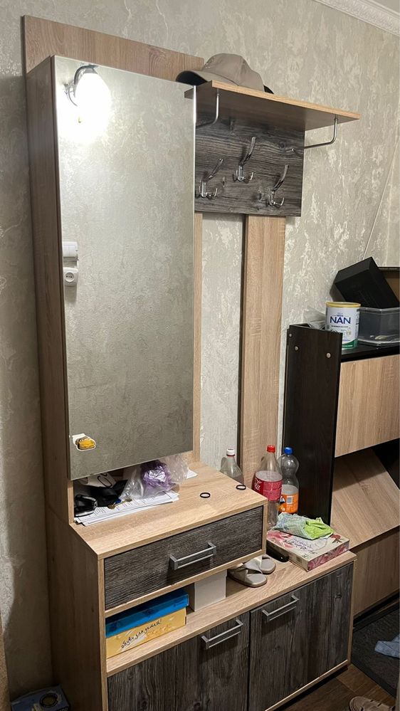 Срочно продам прихожую