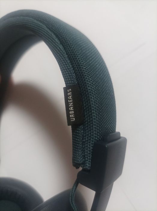 Безжични аудио слушалки URBANEARS