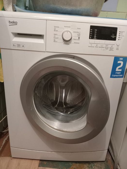 Продам стиральную машинку.