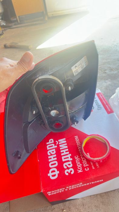 Продам Фара и Кришка багажника