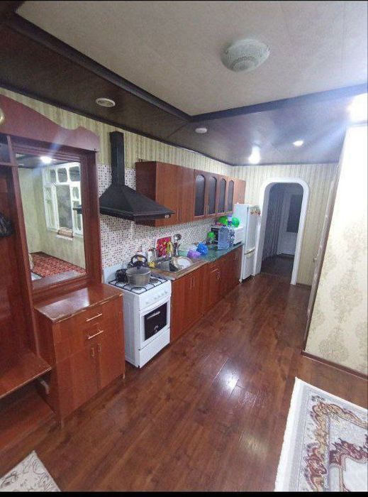 Продается 3-х комнатная квартира в Янгиюле (НИХИ).