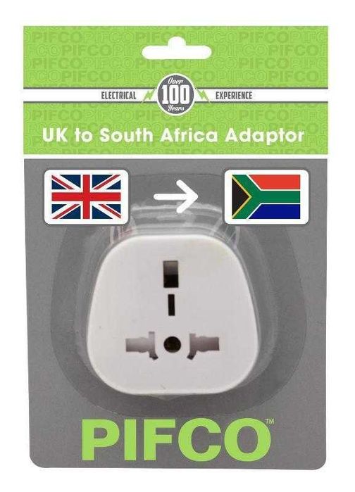 Adaptor universal. Intrare: UK standard. Iesire: European standard.