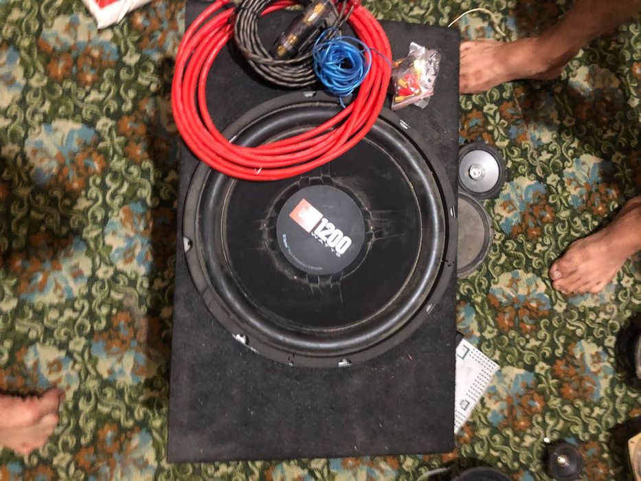 JBL Sambufer 1200tali Pioneer, Kenwood,narxi kelishiladi