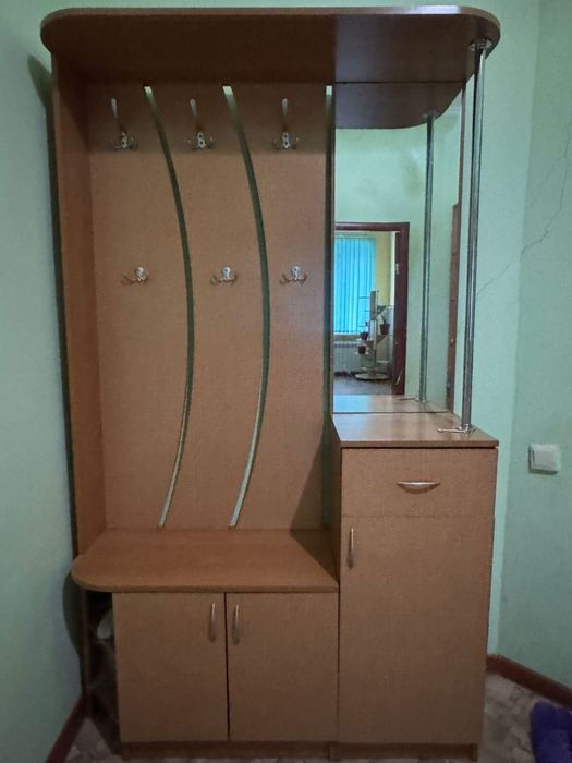 Продам прихожую