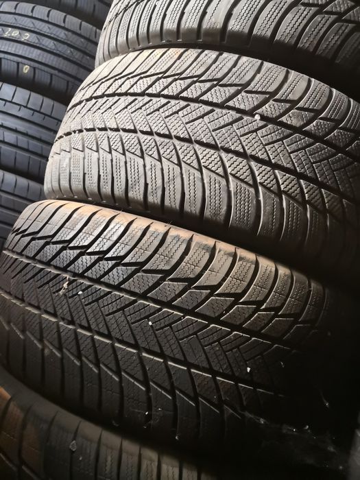 285 45 21 цола гуми Bridgestone RFT dot 18 23