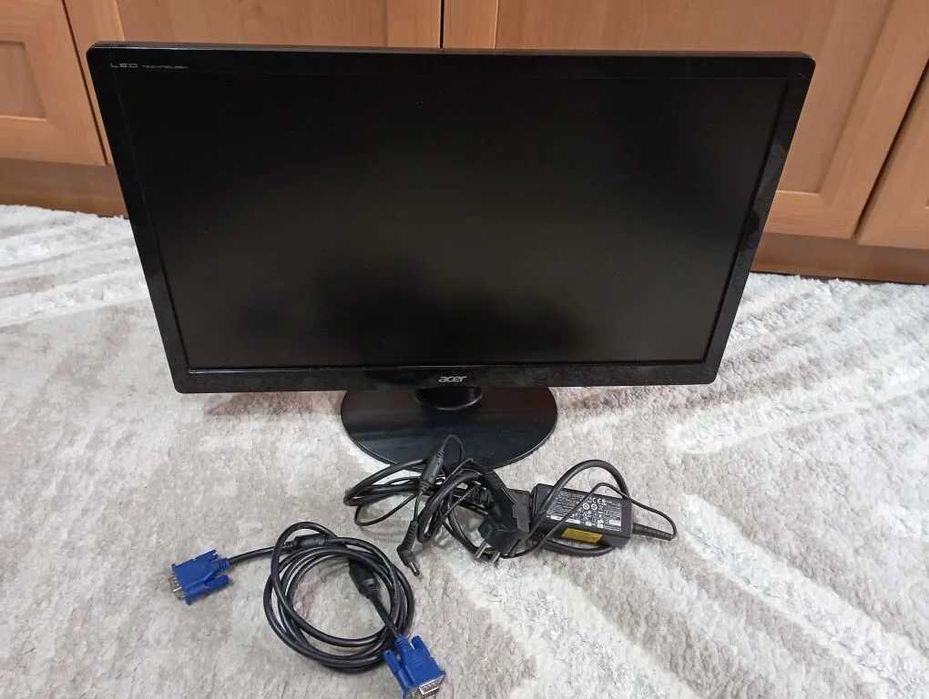 Монитор Aser 22 дюйм
