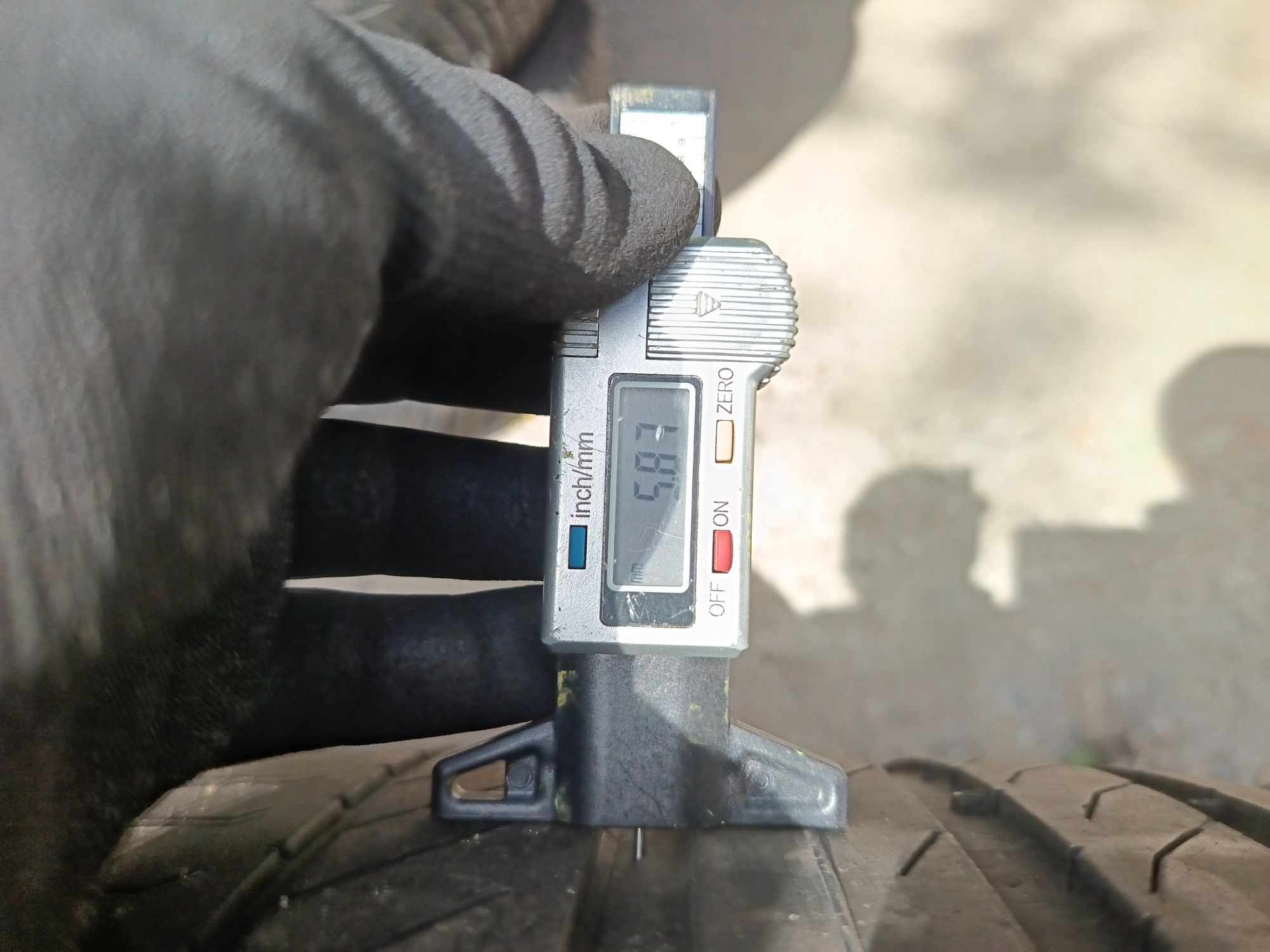 Anvelope vara 275 35 21 continental 2022 5-5.7mm