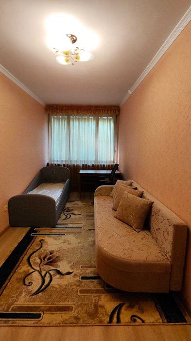 Ц-1 Самый Центр, 3-х Комнатная квартира  2-Этаж/4 100кв.м.