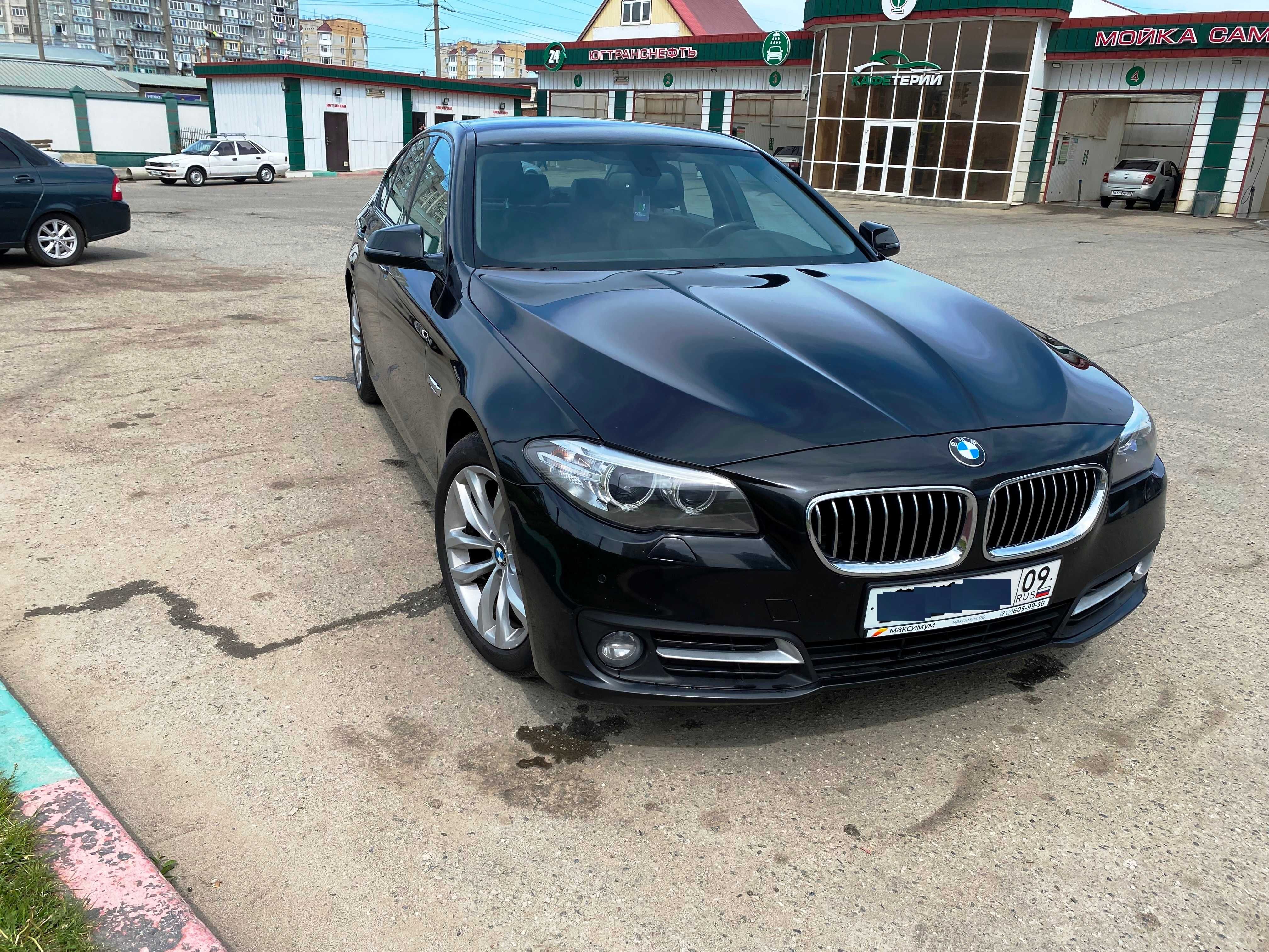 Продается BMW 5 520i 2015 российский учет