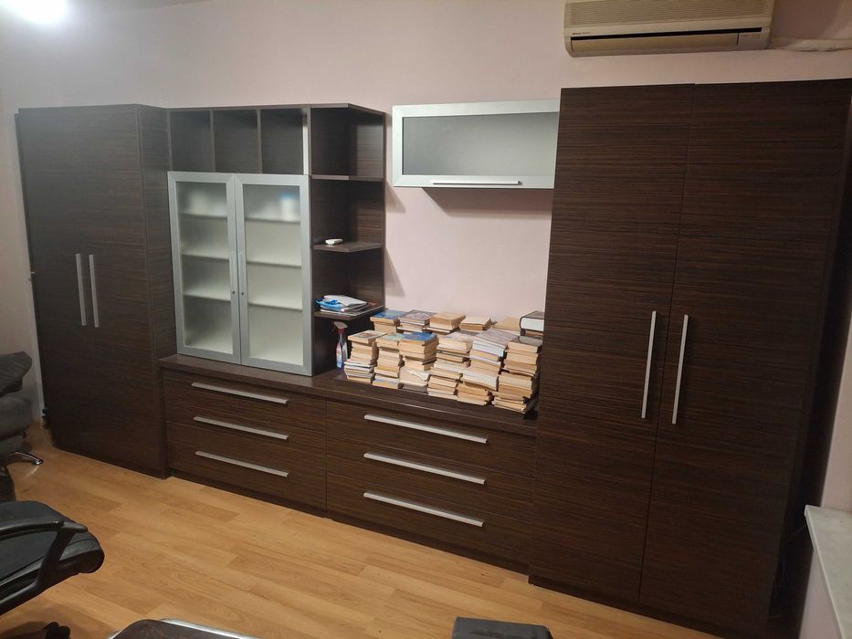 Холна секция изработена по поръчка.