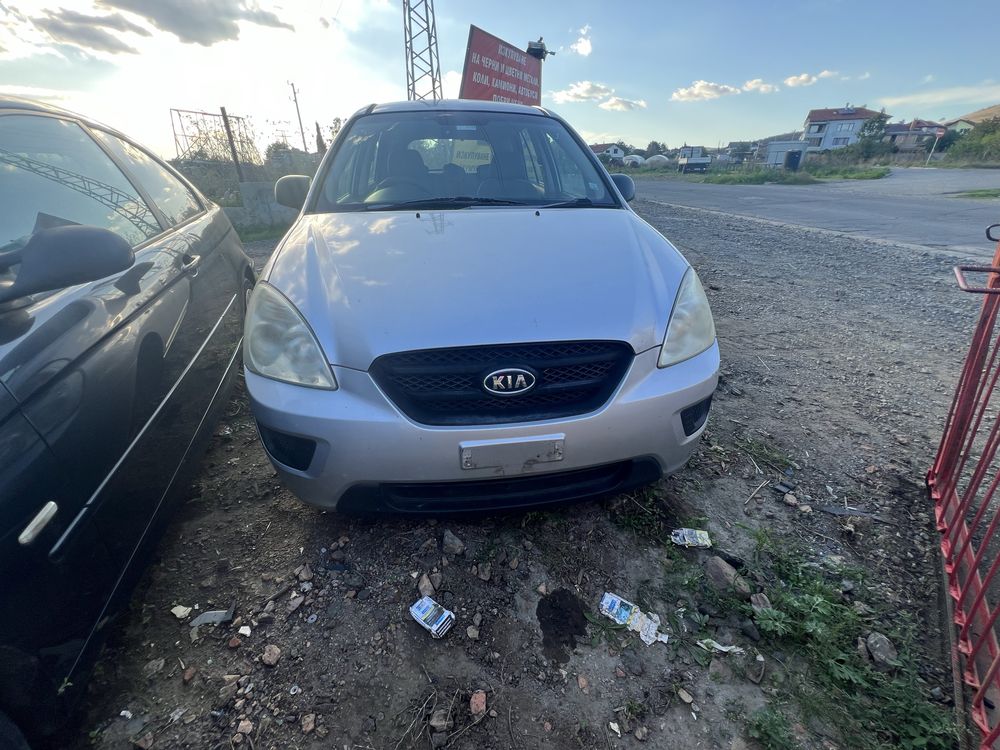 Kia Carens бензин за части