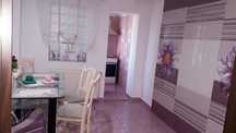 Vand apartament ultracentral, cu 4 camere si dependinte, in Găesti.