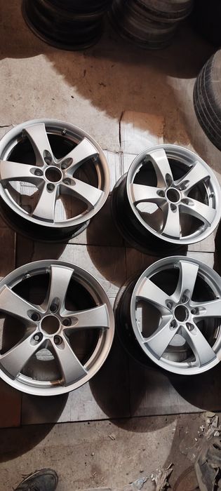 Продам  диски R16 5/114.3