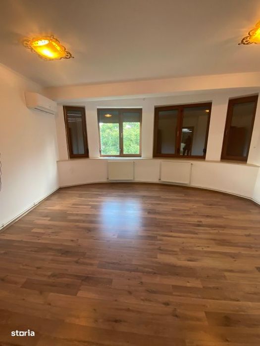 Vila Interbelica Restaurata – Eleganta Istorica si Confort Modern