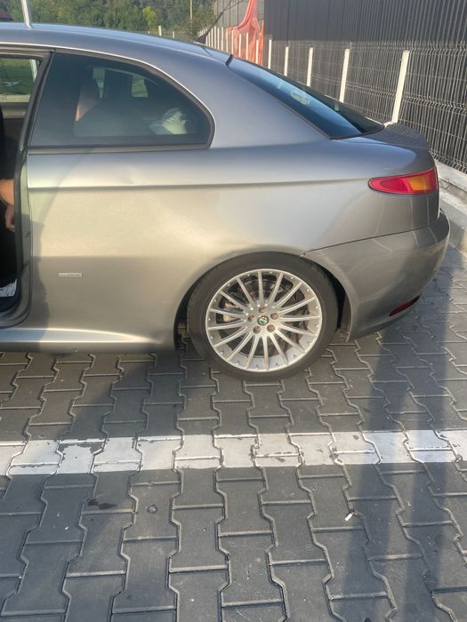 Alfa romeo gt 2006 coupe sport