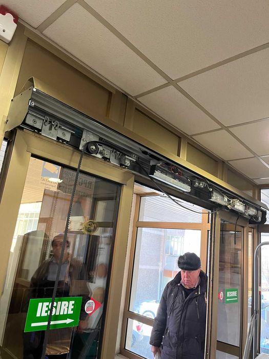 Montaj și automatizări – uși secționale, bariere, sisteme de acces