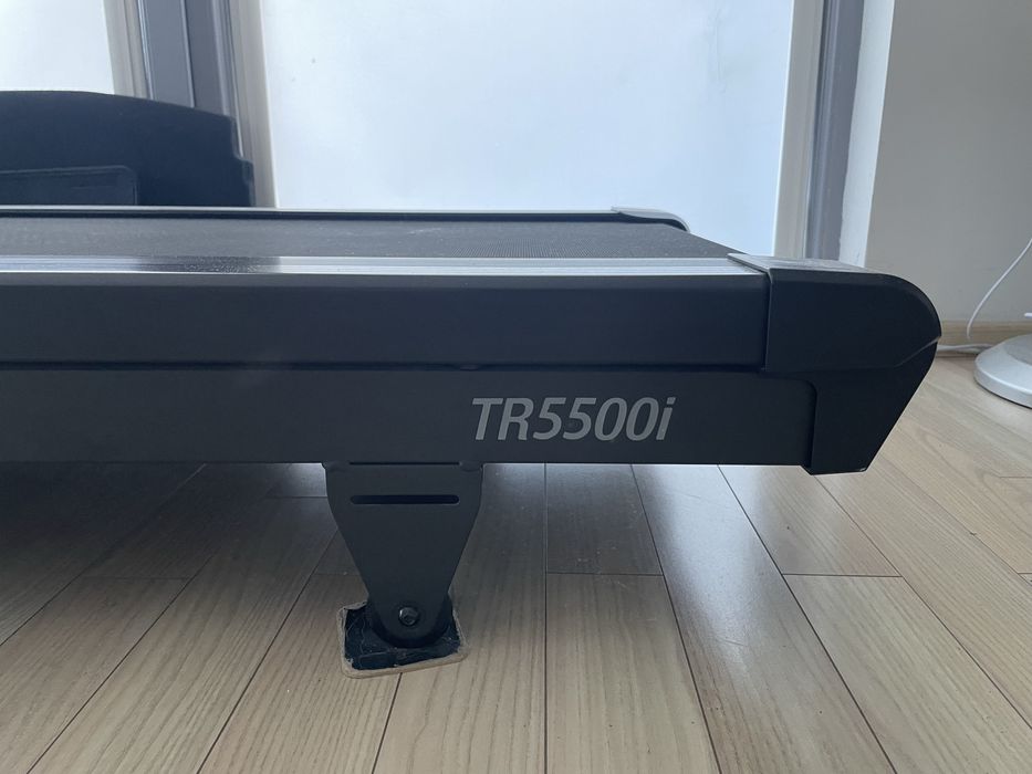 Bandă de alergat LifeSpan TR5500i