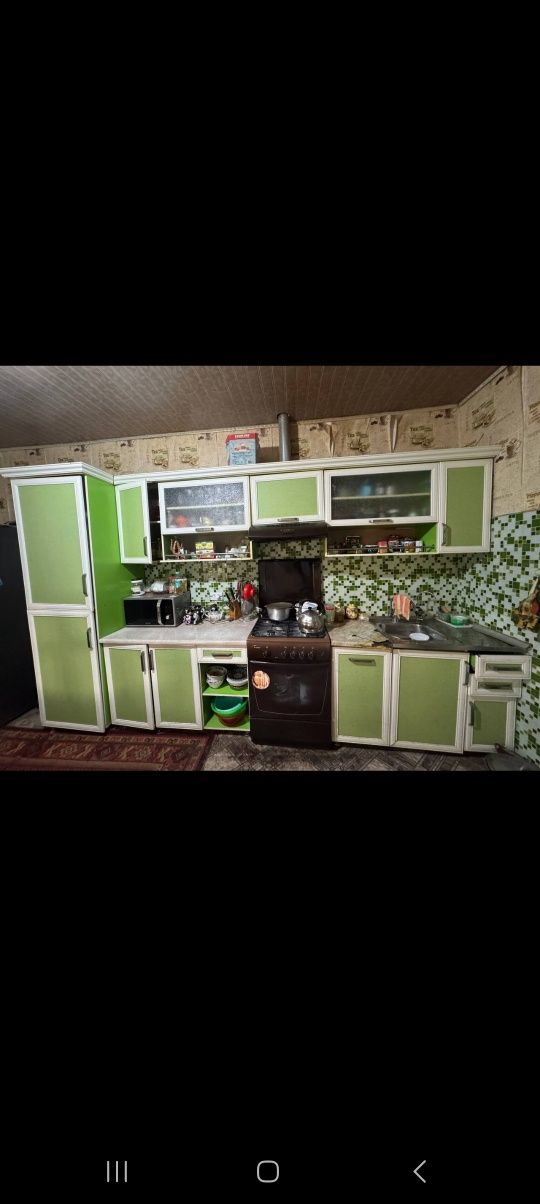 Срочно кухонный мебель