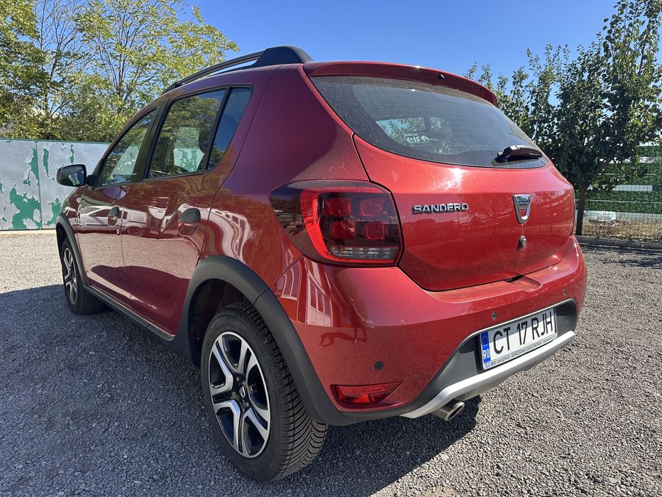 Dacia Sandero Stepway Unic proprietar . Luata din reprezentanta Dacia