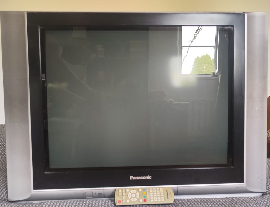 Телевизор Panasonic 72 см