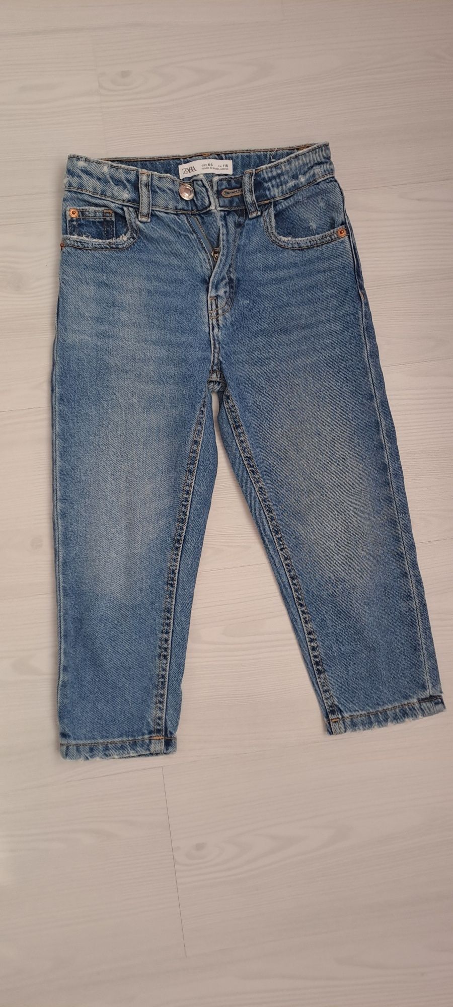 Дрешки Zara  Нови