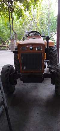 Traktor sotiladi chimgan 304 yili 2014 barter bor faqat porterga narxi