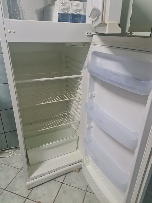 Combina frigorifica Whirlpool