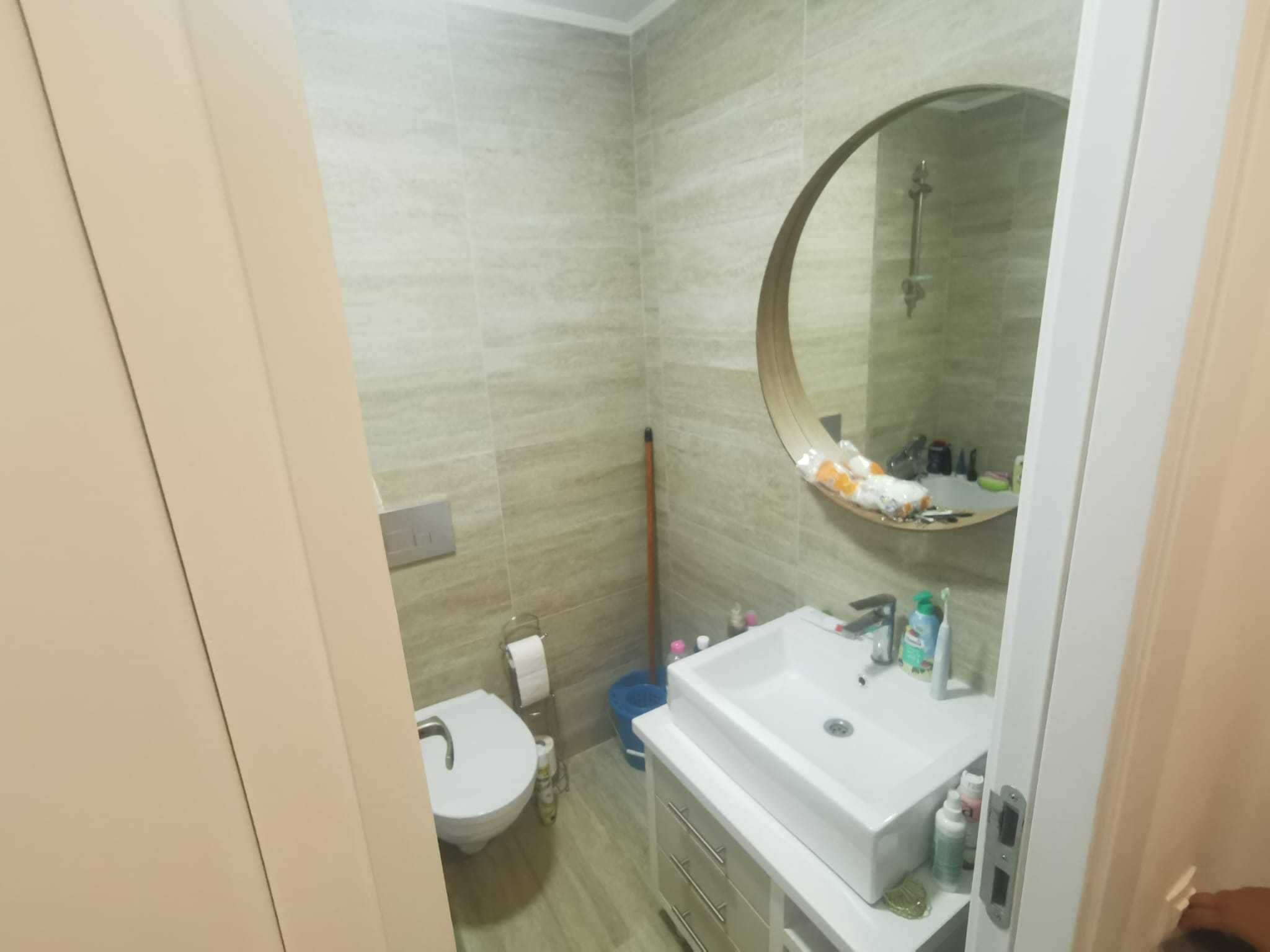 Apartament cu o camera, decomandat, Cosmopolis