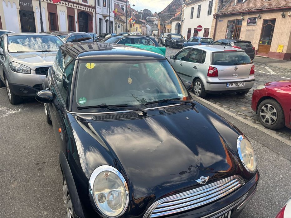 Vând mini cooper