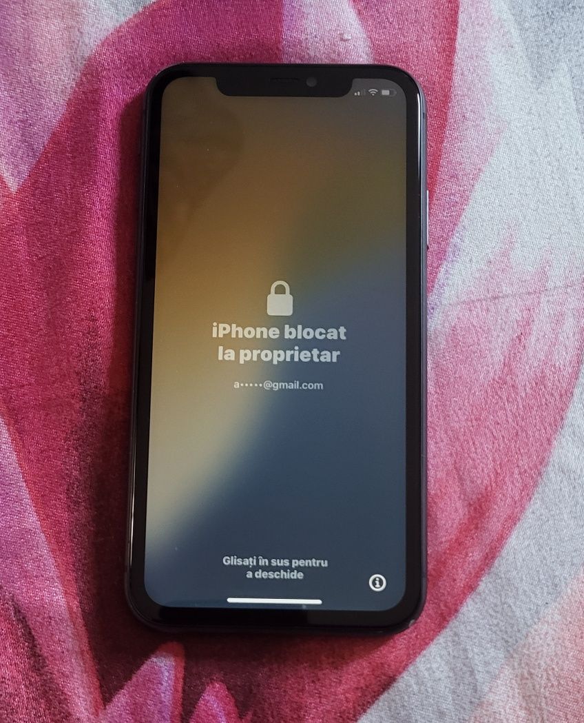 Iphone 11 blocat