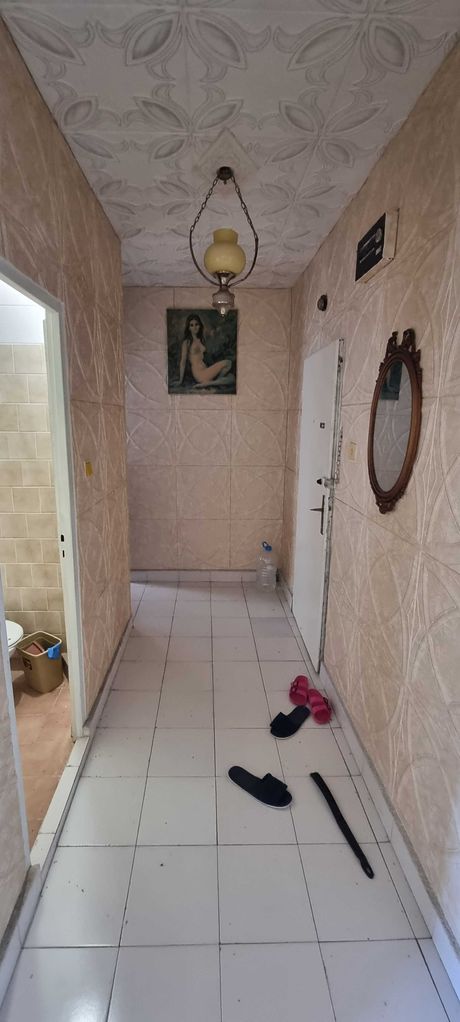 Продава се Двустаен апартамент в Разград, Орел - 60 кв.м за 1105 €/кв.м - Снимка #1