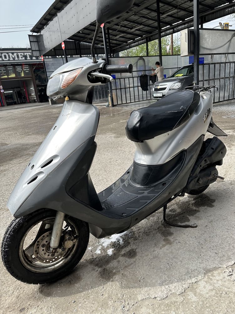 Продам мопед HONDA DIO 35