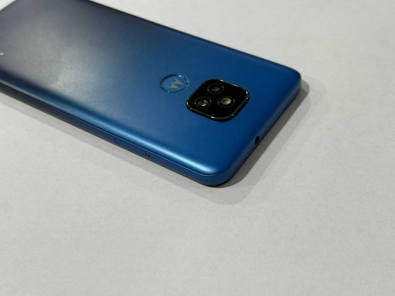 Продавам Motorola E7 Plus