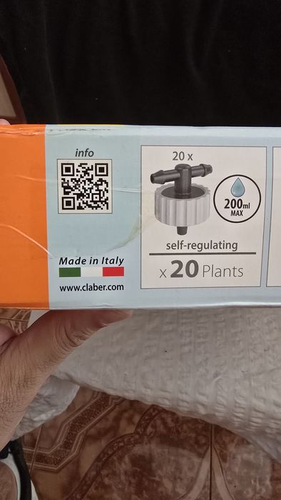 Соларна поливна система за цветя