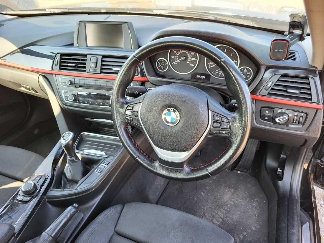 Dezmembrez bmw f30 sport 320d 184 cp an 2013