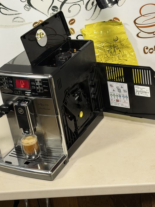 Кафемашина кафе автомат Saeco PicoBarista с гаранция