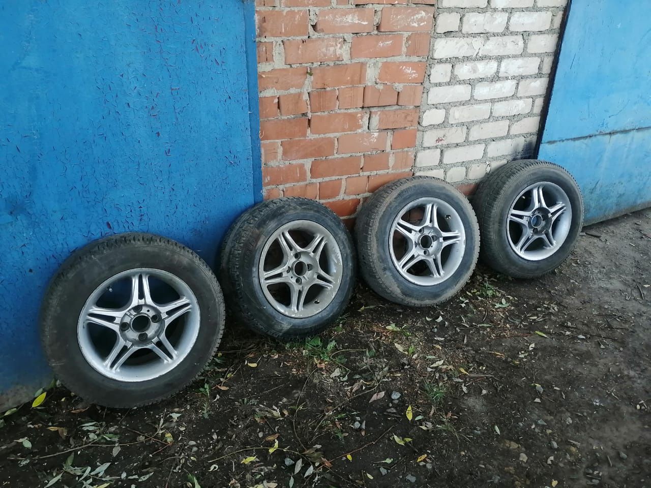 Продам диски ауди 80