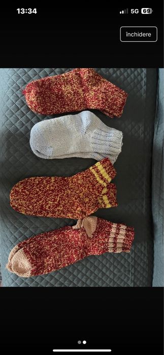 Șosete tricotate manual din lână – călduroase, perfecte pentru iarnă