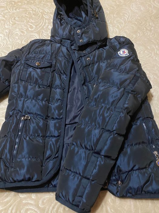 Geacă deosebită cu glugă