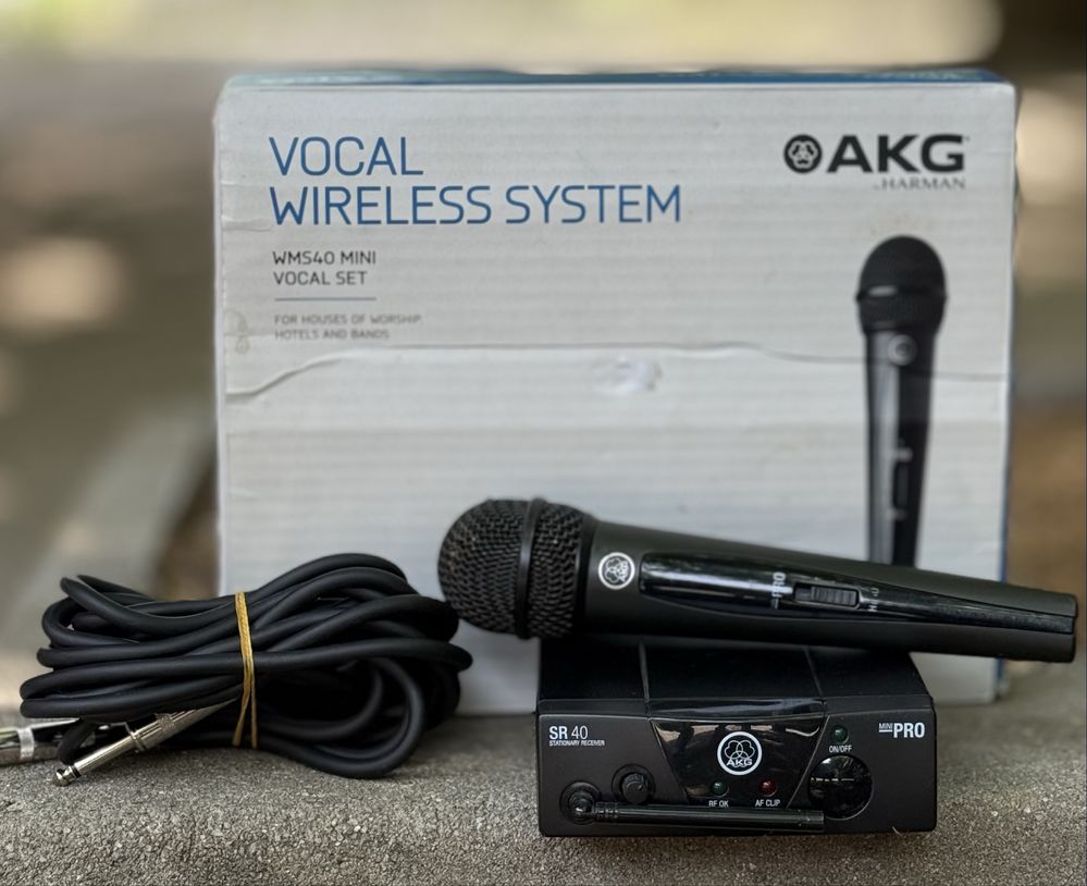 Безжичен комплект AKG WMS40 MINI Vocal – пълен сет