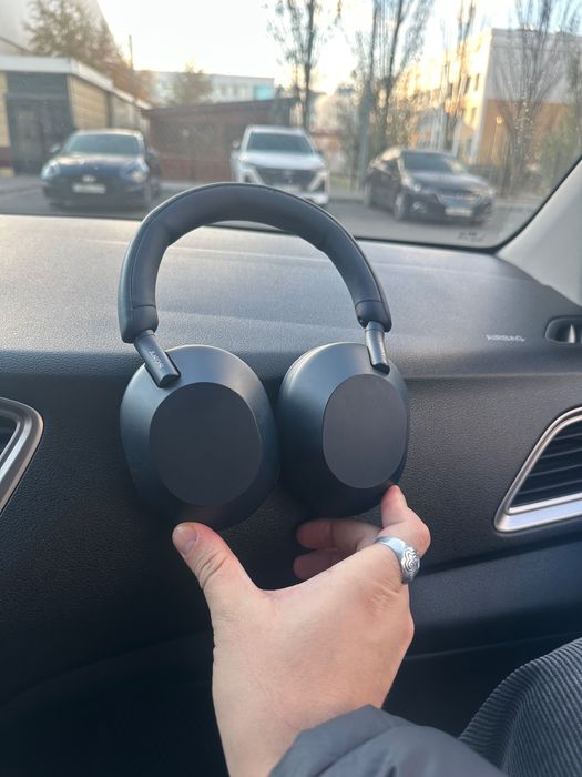SONY WH-1000 XM5