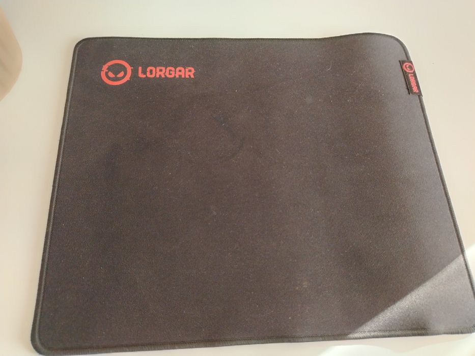 Коврик для мыши.