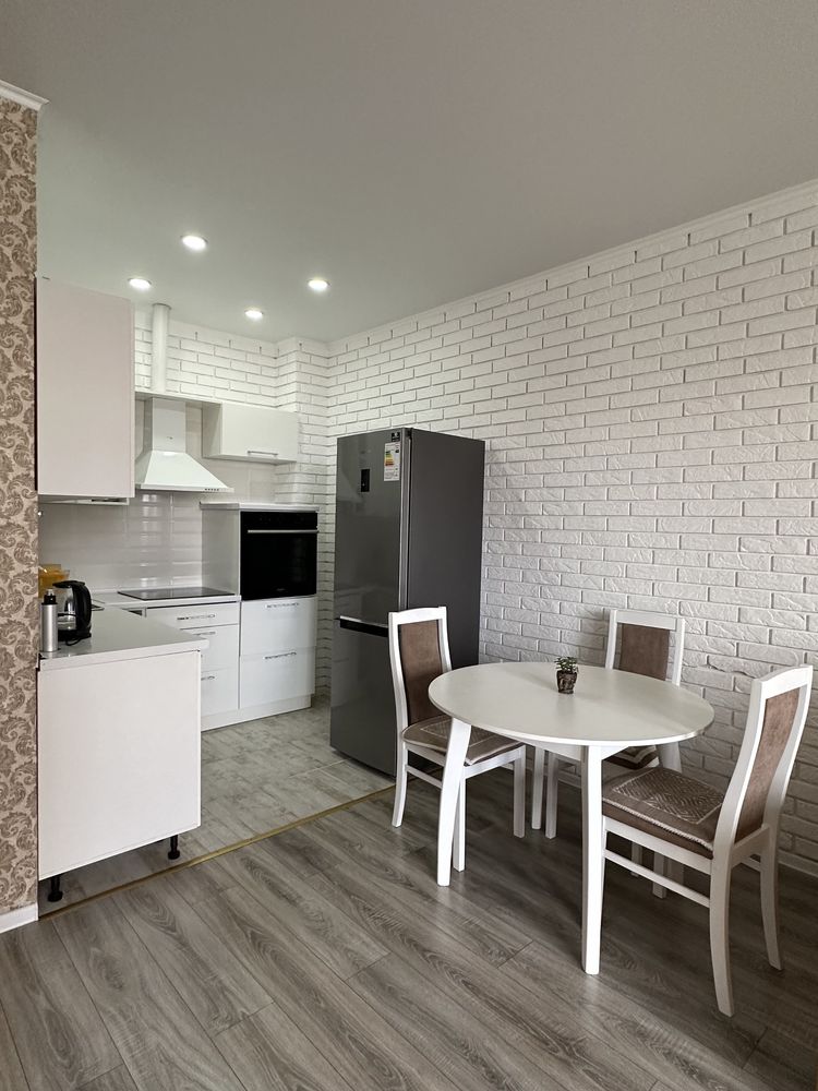 Продам 2-комн. квартиру в центре