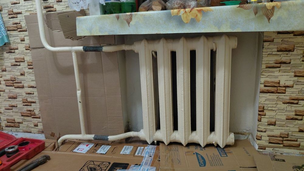 Радиатор отопления б/у