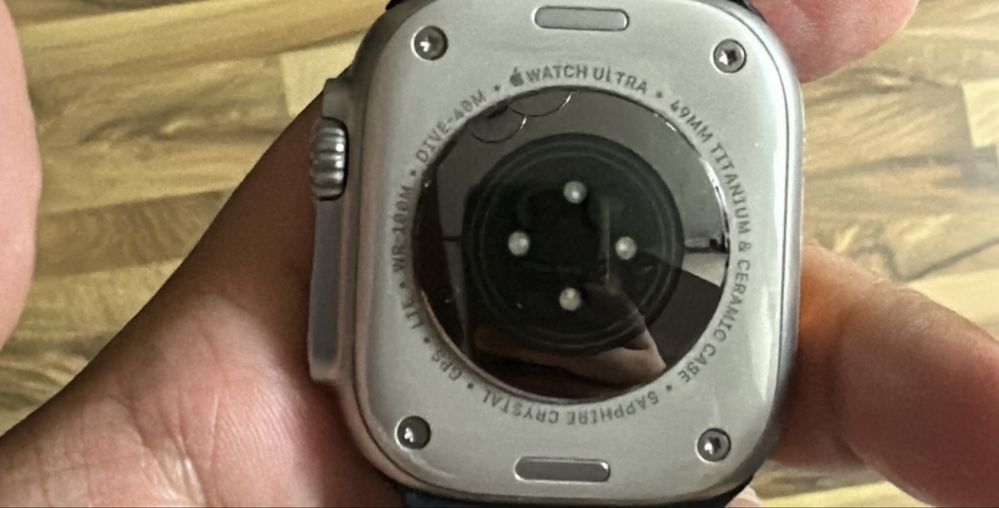 Apple Watch Ultra 2 inca in garantie
