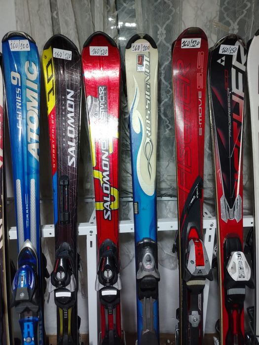 Ски и ски обувки втора