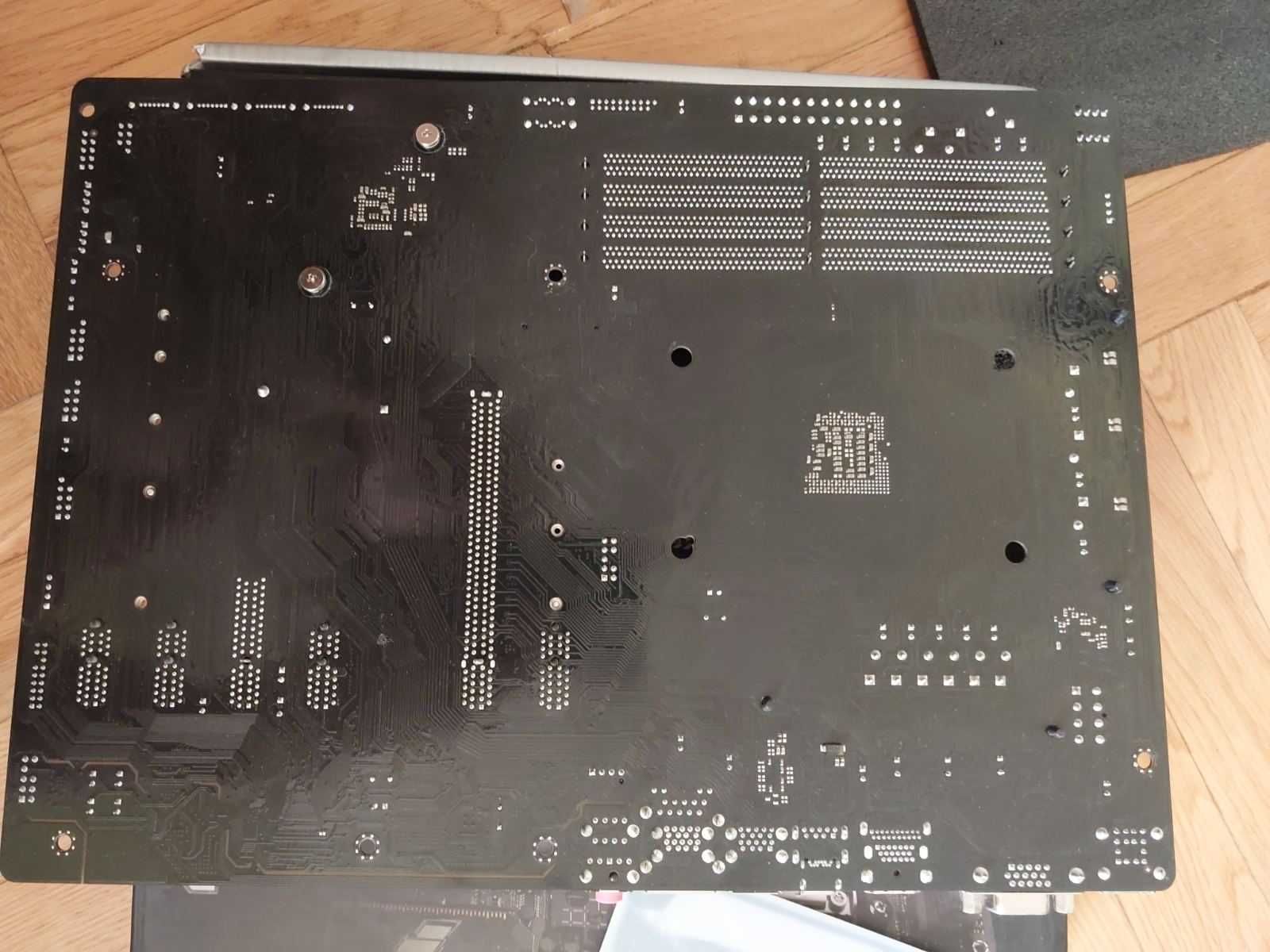 AMD Ryzen 7 2700X + AsRock B450 Pro4