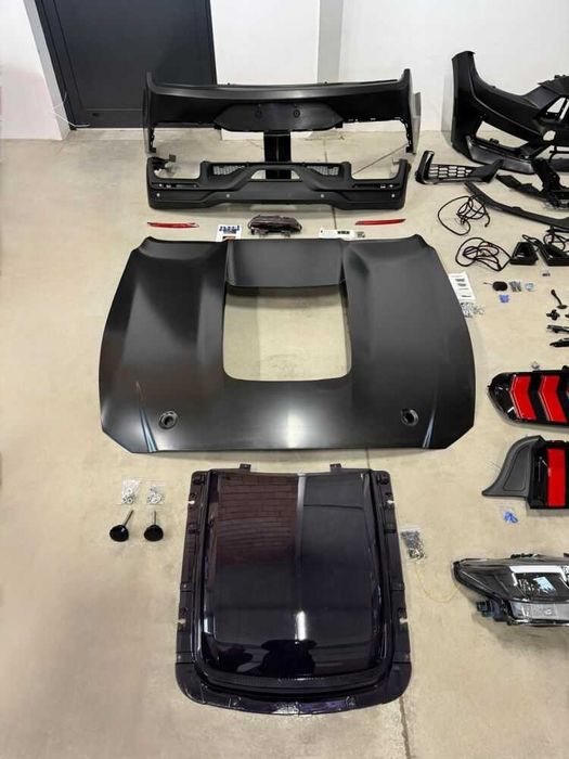 Ford MUSTANG 2015 - 2017 и 2018 - 2023 DARK HORSE Body Kit