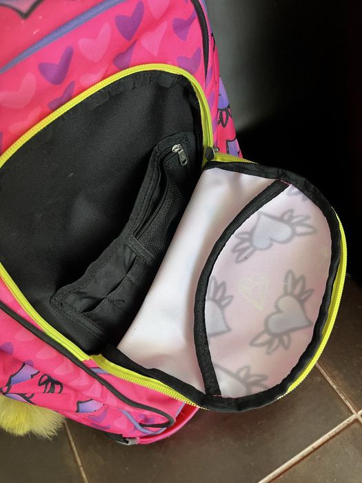 Ученическа раница тролей